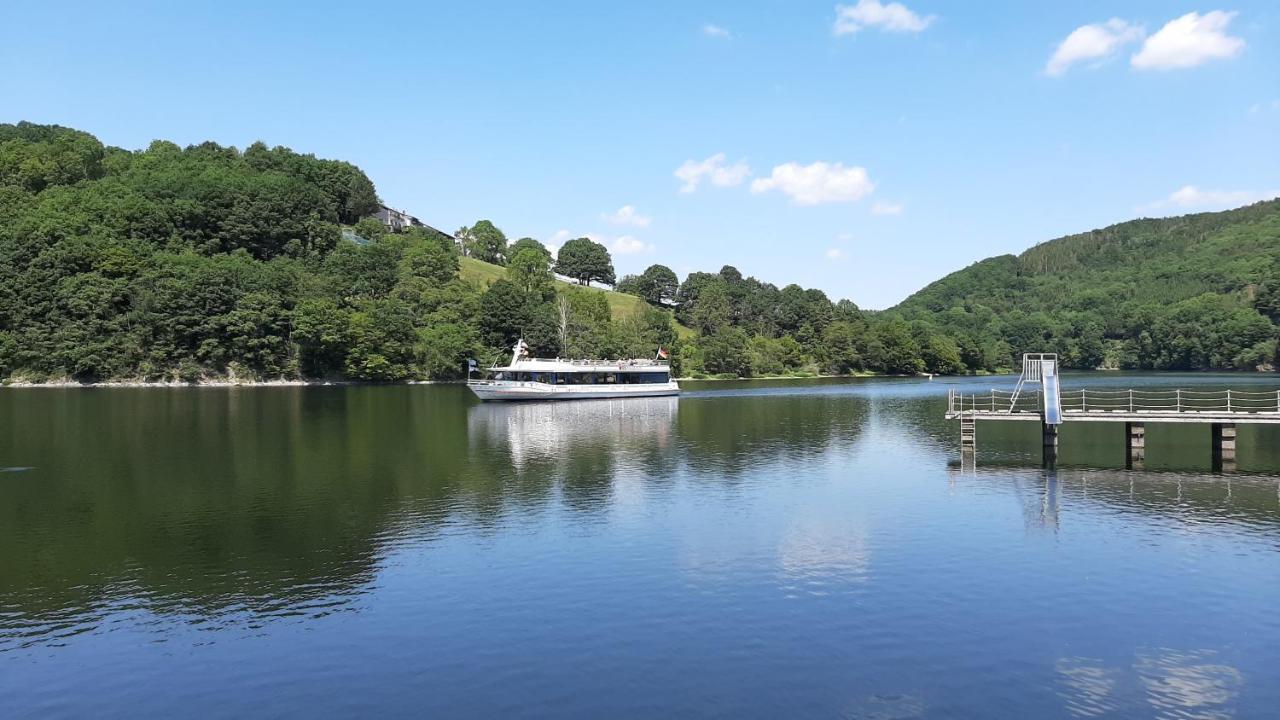 Ferienwohnungen Rurseeblick アインルール エクステリア 写真
